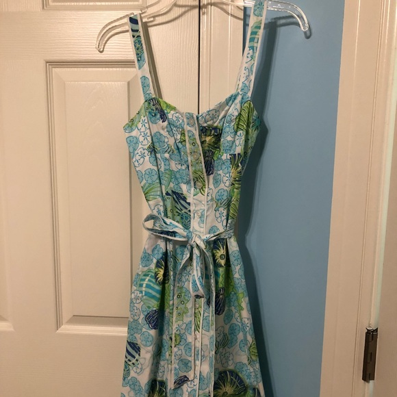 Lilly Pulitzer button down dress - Picture 2 of 3
